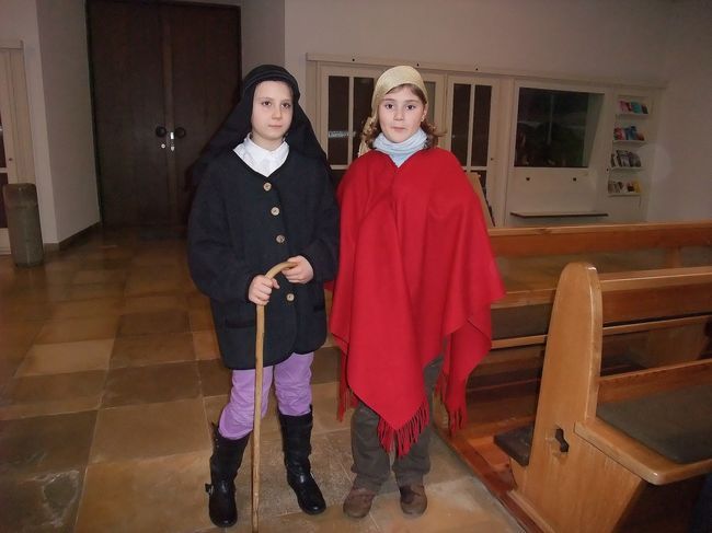 Weihnachtsfeier Waldmeisterschule in der Kirche St. Agnes