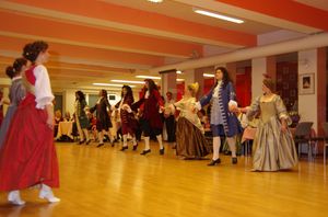 Die Gruppen Tanz durch die Jahrhundert und La Danze München mit Barocktänzen