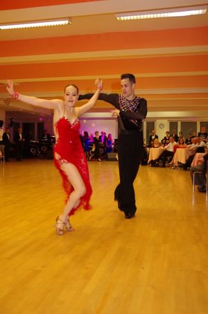 Die Lateinpaare Julien Hammerbacher und Daniela Grabner sowie Denislav Dimitrov und Ilana Staevska aus dem Gelb-Schwarz-Casino