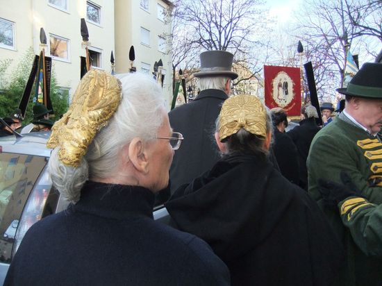 Gedenkfeier zur Sendlinger Mordnacht, veranstaltet vom Heimat u. Trachtenverein Schmied von Kochel