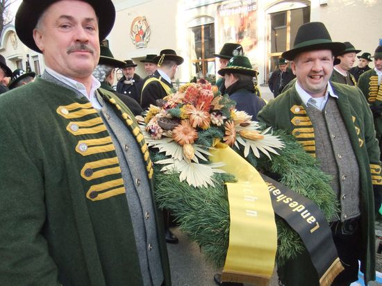 Gedenkfeier zur Sendlinger Mordnacht, veranstaltet vom Heimat u. Trachtenverein Schmied von Kochel