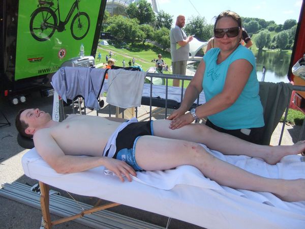 24-Stunden-Radrennen im Olypiapark, Rad-Team Minihofbräuhaus zu Gunsten der Kindertafel