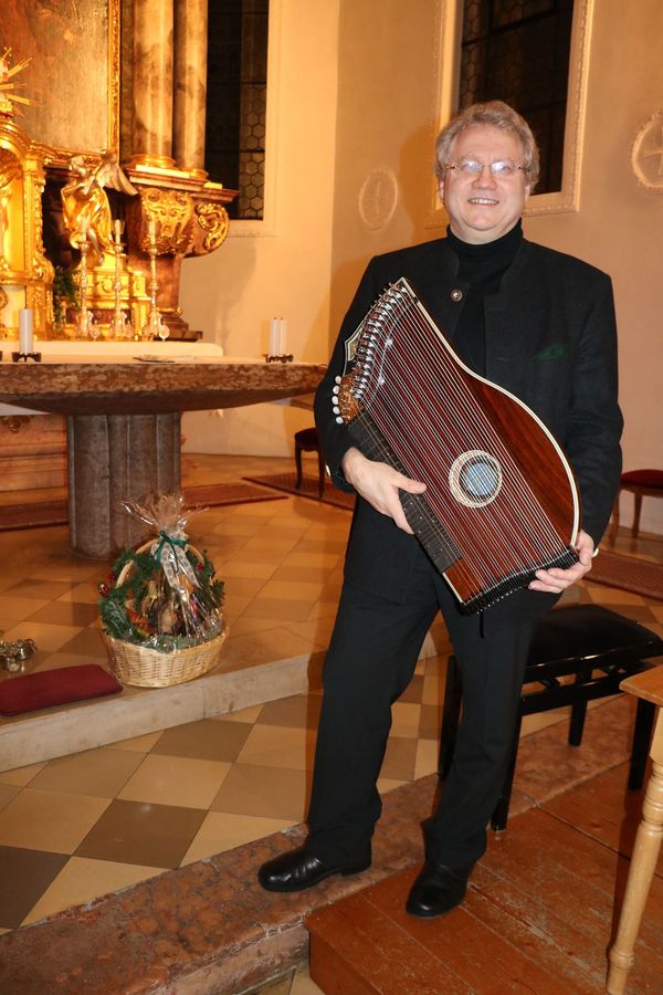 Zitherkonzert in der Kirche St. Stephan