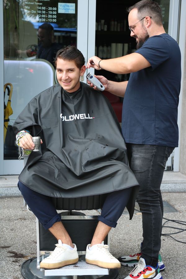 Barbiere & Friseure Toman´s und Alter Wirt Forstenried