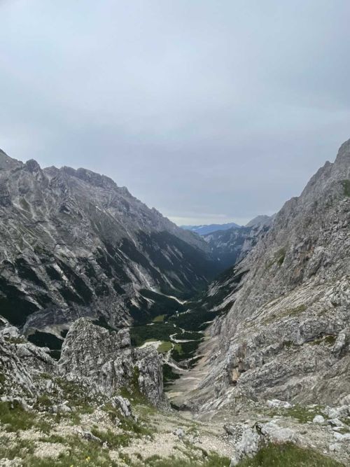 Wanderung zur Zugspitze einer Schulklasse