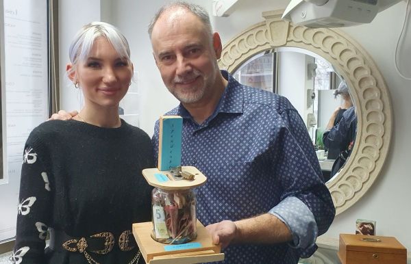 Institut Alois Dallinger, Buchvorstellung Lina und Luis entdecken die Welt --  Weihnachten