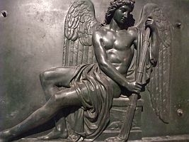 Trauerfall Horst-Heinz Kraus, das Bildnis zeigt einen Todesengel, Standort ist der Alte Südfriedhof München