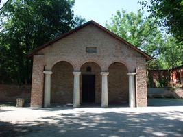 Alter Südfriedhof, Gebäude Aussegungshalle, näheres siehe Wikipedia